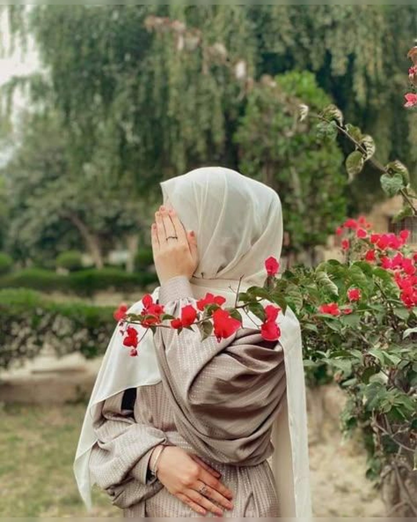 Farhana - Facebook student